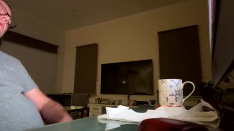 franzmontyhe online show from 10.12.25