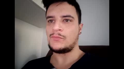 Snapshot of fraromeo2 chatting on 01.04.25 fraromeo2 online show from 01.04.25