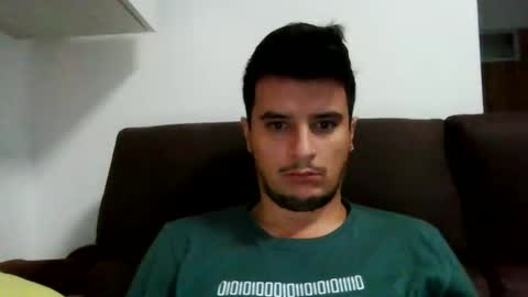 Snapshot of fraromeo2 chatting on 10.15.25 fraromeo2 online show from 10.15.25