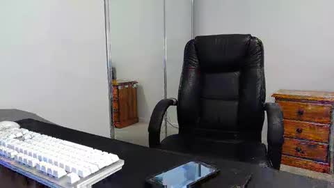 Fraser online show from 02.24.25