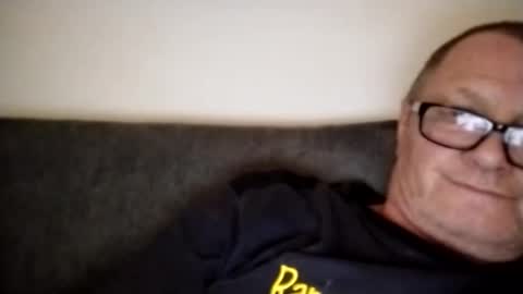 Wolfi online show from 01.20.25