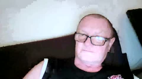 Snapshot of frauenfeind1 chatting on 08.01.26 Wolfi online show from 08.01.26