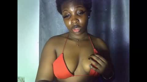 Snapshot of freaky_brula chatting on 02.12.26 freaky brula online show from 02.12.26