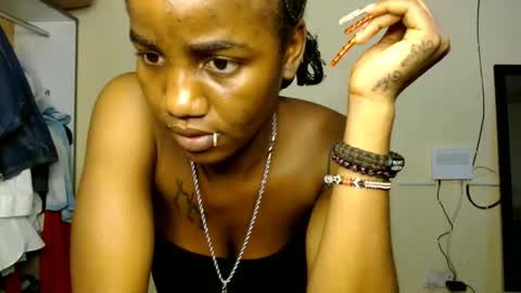 Snapshot of freaky_shamzzy chatting on 06.08.26 shamika online show from 06.08.26