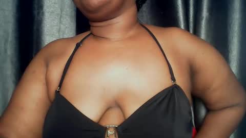 Snapshot of freaky_slut5 chatting on 03.19.26 freaky slut5 online show from 03.19.26