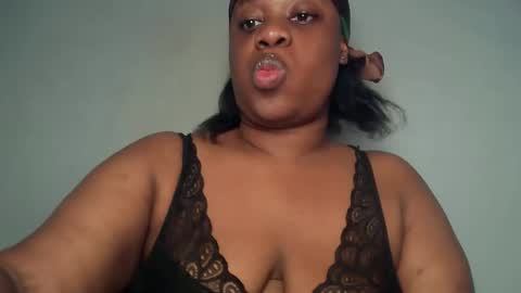 Snapshot of freaky_slut5 chatting on 04.25.26 freaky slut5 online show from 04.25.26