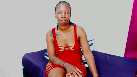 FreakyScarlet00 online show from 11.03.25