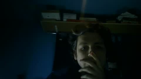 Snapshot of fred271993 chatting on 01.14.25 Britishbum online show from 01.14.25