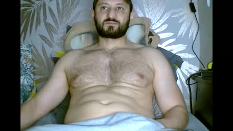 Snapshot of fred4games77 chatting on 12.21.25 fred online show from 12.21.25