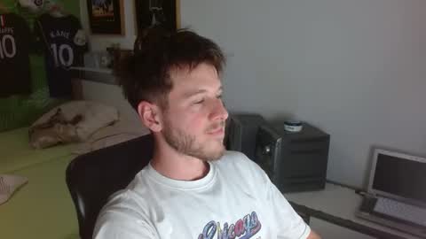 Snapshot of freddy_star chatting on 04.29.26 Frederick Perin online show from 04.29.26