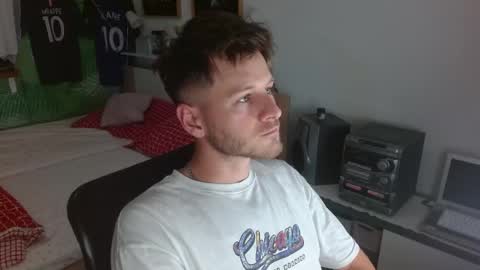 Snapshot of freddy_star chatting on 06.04.26 Frederick Perin online show from 06.04.26