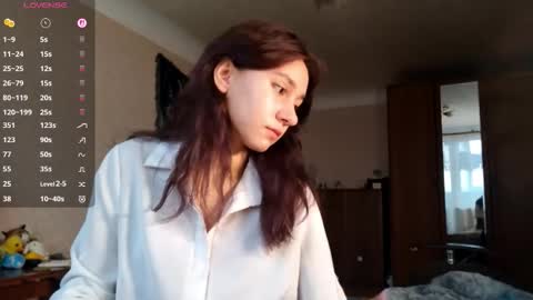 Snapshot of fredmurrietta chatting on 11.13.25 Mia online show from 11.13.25