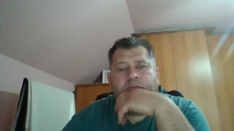 Snapshot of freeboy80180 chatting on 12.04.24 freeboy80180 online show from 12.04.24