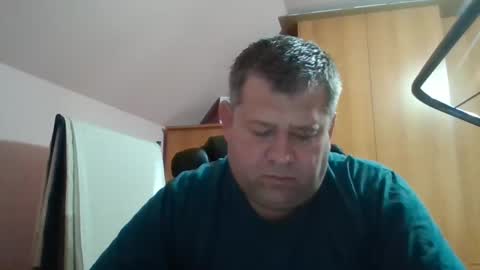 Snapshot of freeboy80180 chatting on 12.11.24 freeboy80180 online show from 12.11.24