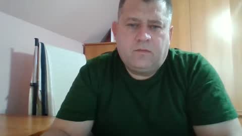 Snapshot of freeboy80180 chatting on 12.19.24 freeboy80180 online show from 12.19.24