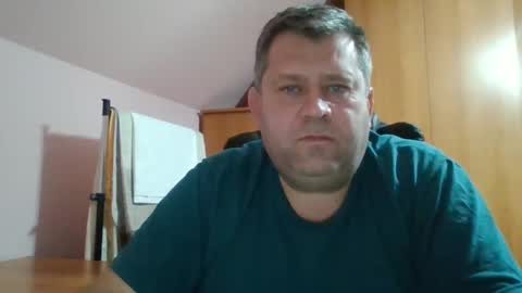 Snapshot of freeboy80180 chatting on 01.11.25 freeboy80180 online show from 01.11.25