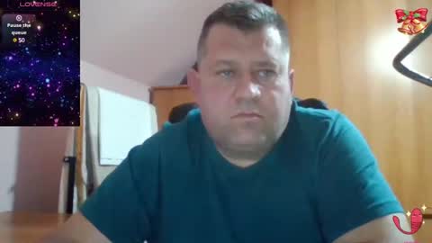 Snapshot of freeboy80180 chatting on 01.18.25 freeboy80180 online show from 01.18.25