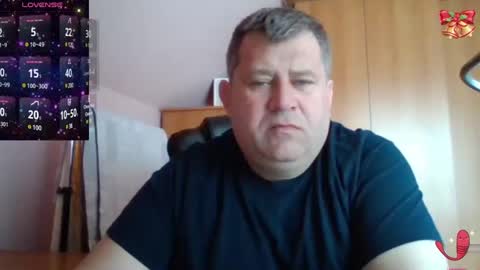 Snapshot of freeboy80180 chatting on 02.06.25 freeboy80180 online show from 02.06.25