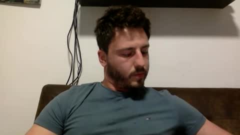 Snapshot of freeeeeeench chatting on 11.17.25 freeeeeeench online show from 11.17.25