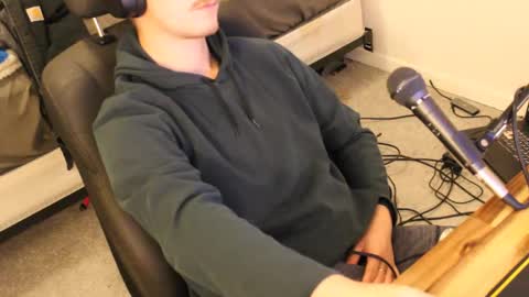 freeforyourpleasure online show from 11.18.25