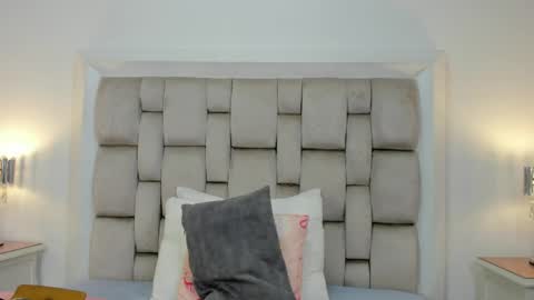 Frehia   online show from 04.05.26