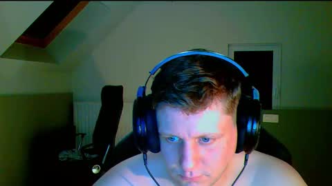 Snapshot of frenchfrieswithmayo chatting on 09.27.25 French fries online show from 09.27.25