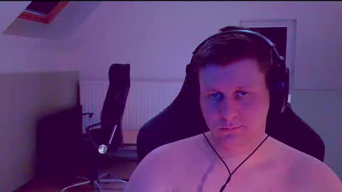 Snapshot of frenchfrieswithmayo chatting on 10.04.25 French fries online show from 10.04.25