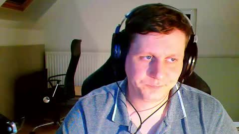 Snapshot of frenchfrieswithmayo chatting on 10.17.25 French fries online show from 10.17.25