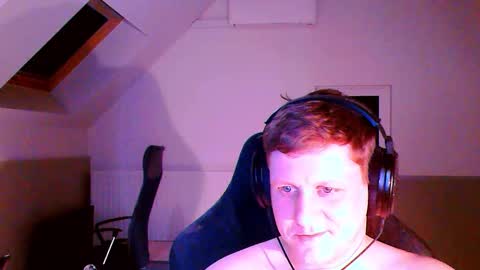 Snapshot of frenchfrieswithmayo chatting on 10.18.25 French fries online show from 10.18.25