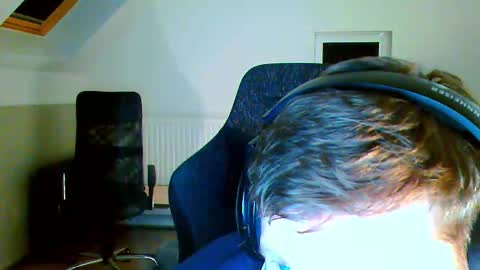 Snapshot of frenchfrieswithmayo chatting on 10.24.25 French fries online show from 10.24.25