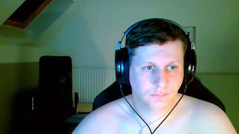 Snapshot of frenchfrieswithmayo chatting on 10.25.25 French fries online show from 10.25.25