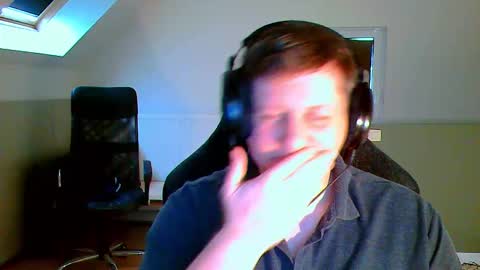 Snapshot of frenchfrieswithmayo chatting on 11.01.25 French fries online show from 11.01.25