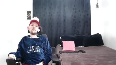 Thomas y Sophia online show from 12.22.24