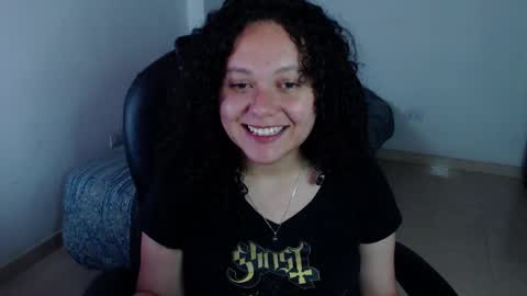 Snapshot of freud_x_louise1 chatting on 12.23.24 Louise online show from 12.23.24