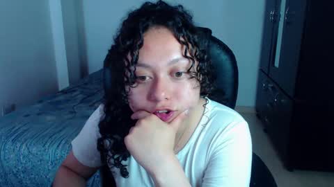 Snapshot of freud_x_louise1 chatting on 12.30.24 Louise online show from 12.30.24