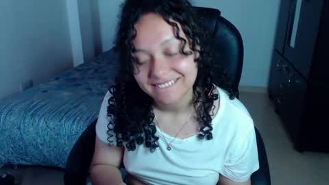 Snapshot of freud_x_louise1 chatting on 12.30.24 Louise online show from 12.30.24