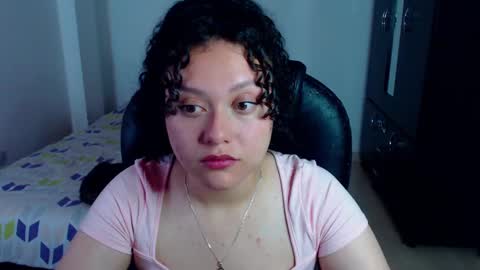 Snapshot of freud_x_louise1 chatting on 01.12.25 Louise online show from 01.12.25