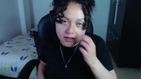 Snapshot of freud_x_louise1 chatting on 01.15.25 Louise online show from 01.15.25