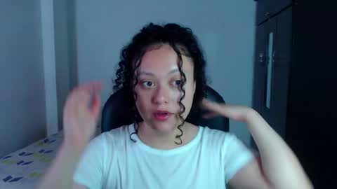 Snapshot of freud_x_louise1 chatting on 01.20.25 Louise online show from 01.20.25