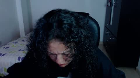 Snapshot of freud_x_louise1 chatting on 01.27.25 Louise online show from 01.27.25