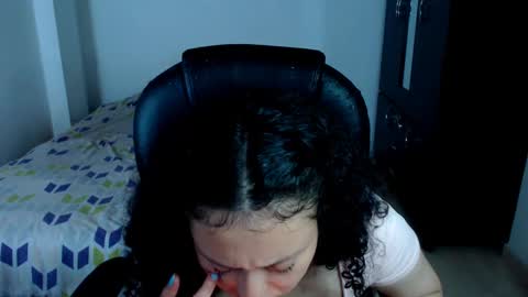 Snapshot of freud_x_louise1 chatting on 03.06.25 Louise online show from 03.06.25