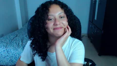 Snapshot of freud_x_louise1 chatting on 09.09.25 Louise online show from 09.09.25