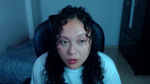 Snapshot of freud_x_louise1 chatting on 10.20.25 Louise online show from 10.20.25