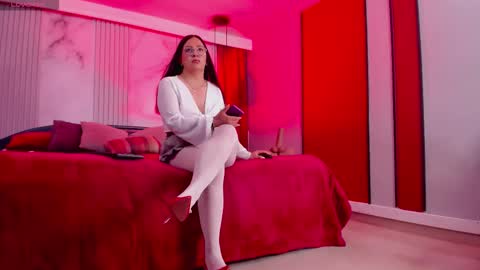 Freya online show from 11.09.25