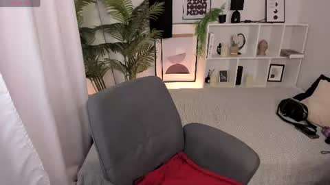 Snapshot of freya_bloss chatting on 07.02.26 Laura online show from 07.02.26