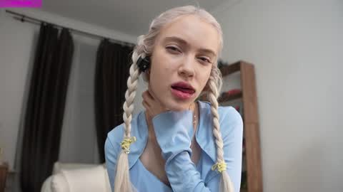 Freya online show from 04.05.26