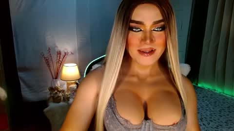 Miss Frea  online show from 10.14.25