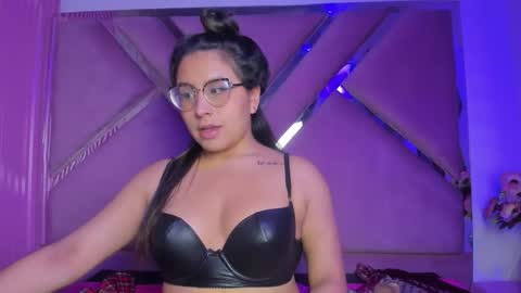 Freya online show from 03.08.26