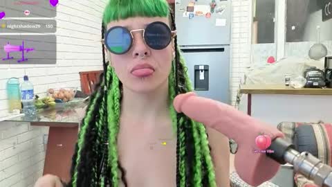 freyaa_sorceress online show from 09.25.25