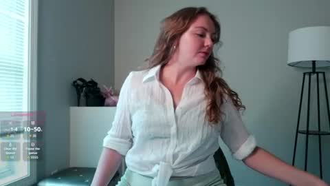 Snapshot of freyafux chatting on 06.11.26 Miss Freya online show from 06.11.26